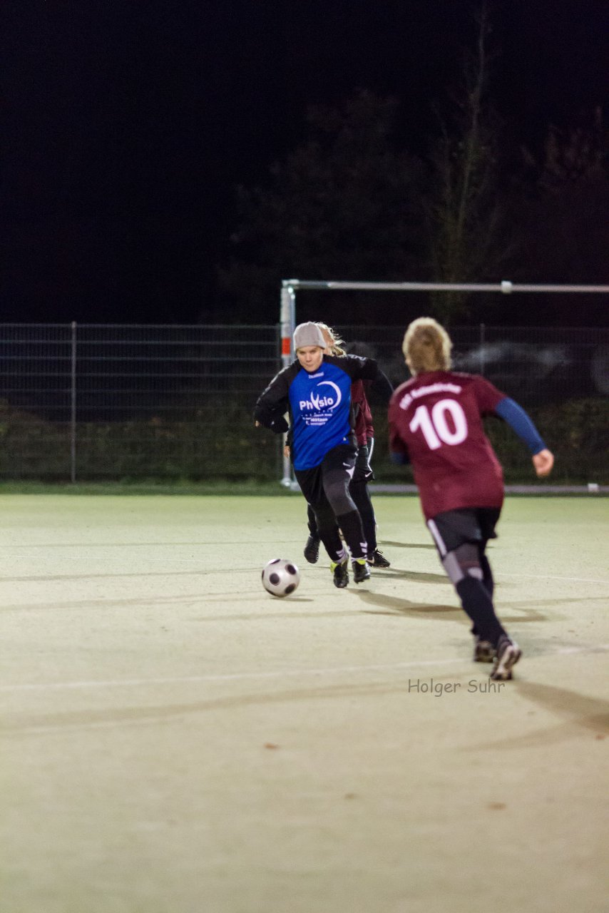 Bild 60 - Frauen am 26.10.12